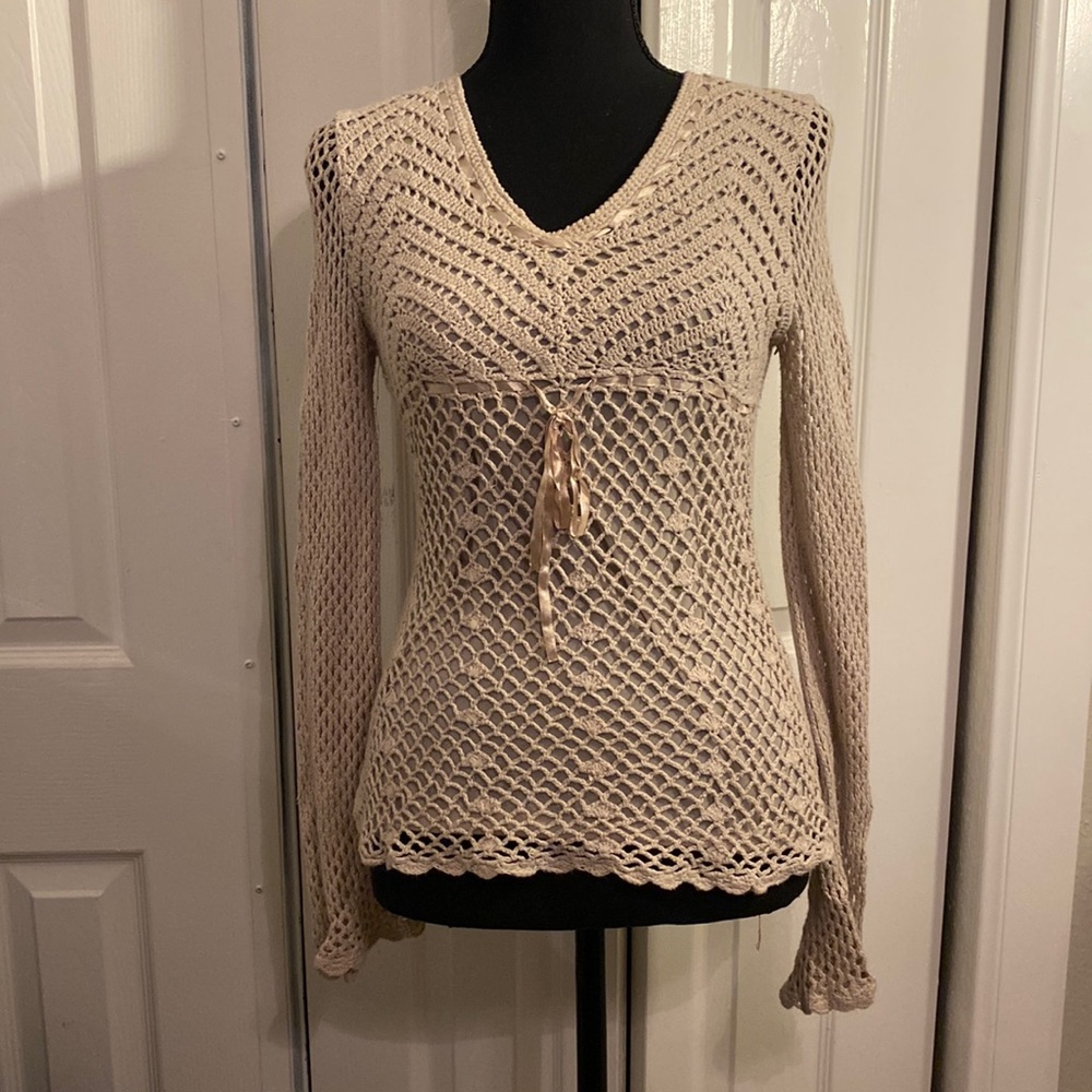 Junior’s | long sleeve blouse | tan | medium